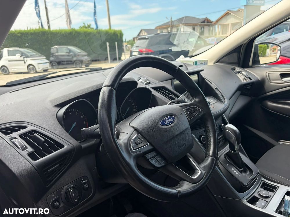 Ford Kuga - 7
