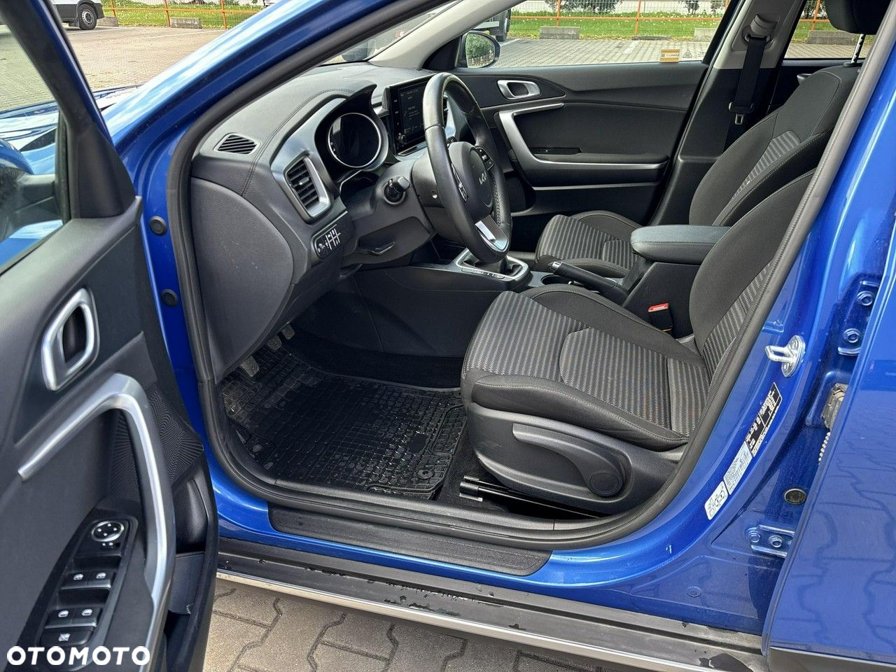 Kia XCeed 1.5 T-GDI M - 11