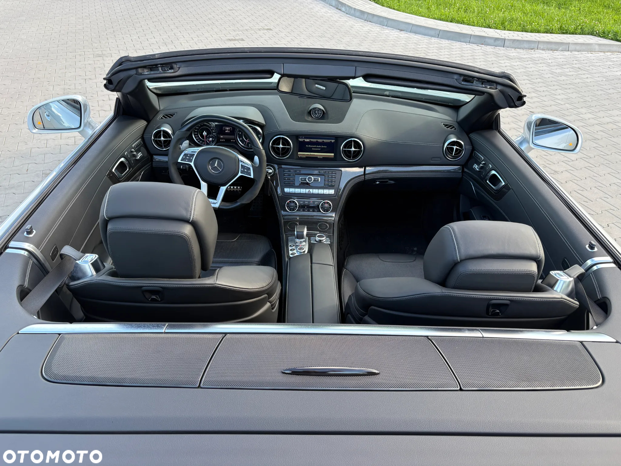 Mercedes-Benz SL 63 AMG AMG Speedshift MCT 7-Gang Sportgetriebe AMG Performance Package - 28