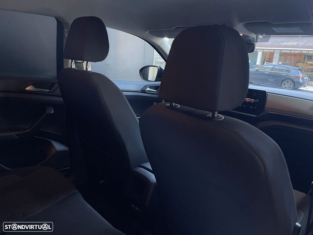 VW T-Cross 1.0 TSI Urban DSG - 11