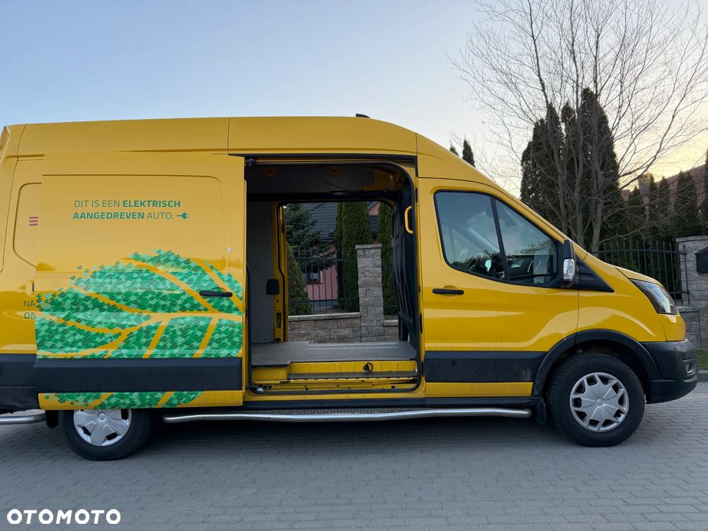Ford TRANSIT E-TRANSIT - 22