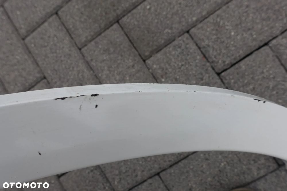 LISTWA BŁOTNIKA TYLNA AUDI Q5 SLINE 80A - 23