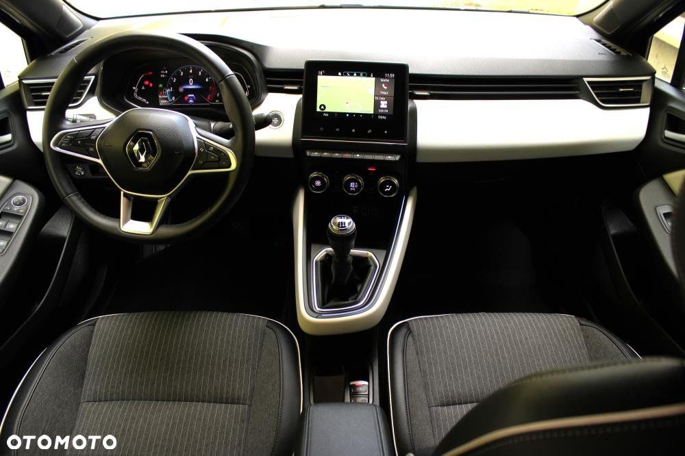 Renault Clio - 9