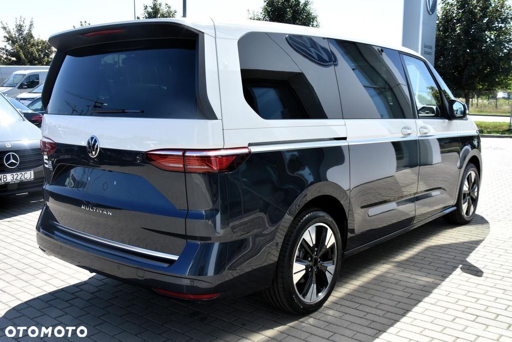 Volkswagen Multivan - 8