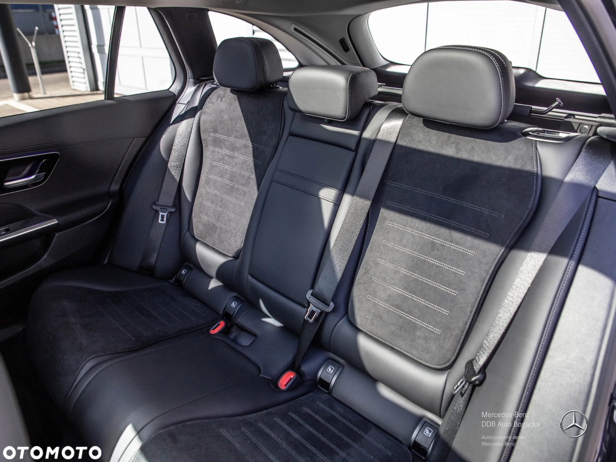 Mercedes-Benz Klasa C 220 d mHEV 4-Matic AMG - 12