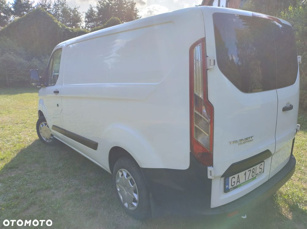 Ford Transit Custom - 13