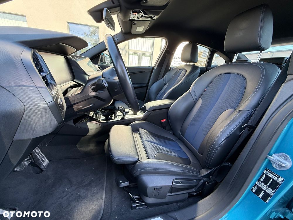 BMW Seria 2 220i M Sport - 13