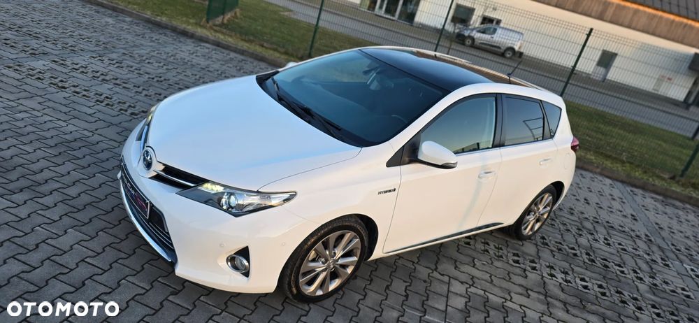 Toyota Auris 1.8 HSD Luna - 16