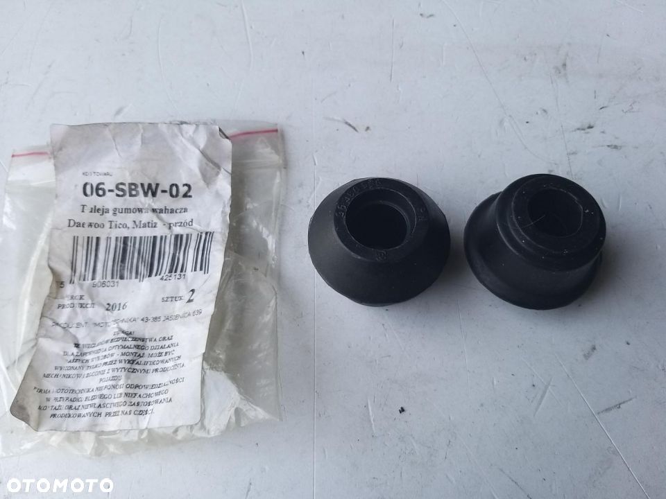 Tuleja wahacza  Przód DAEWOO Tico/Matiz do stabilizatora 42451A70B00-000 - 1