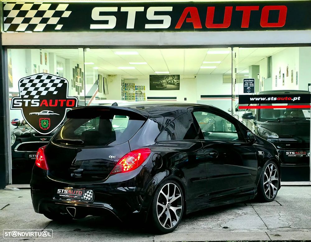 Opel Corsa 1.6 Turbo OPC - 3