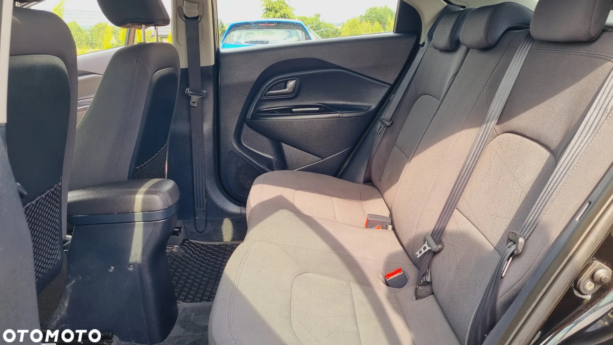 Kia Rio 1.4 Business Line Plus - 24