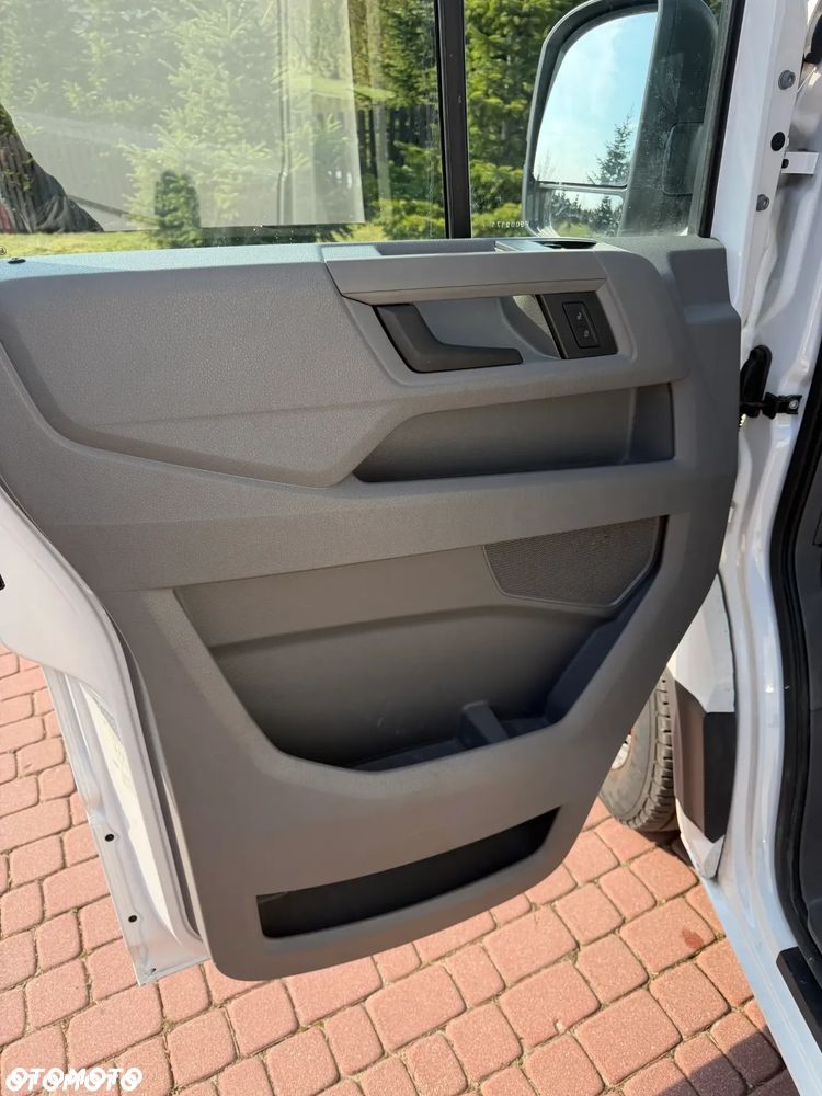 Volkswagen CRAFTER - 17