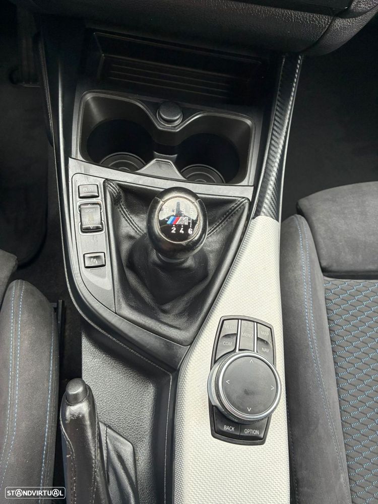 BMW 116 d Pack M - 25