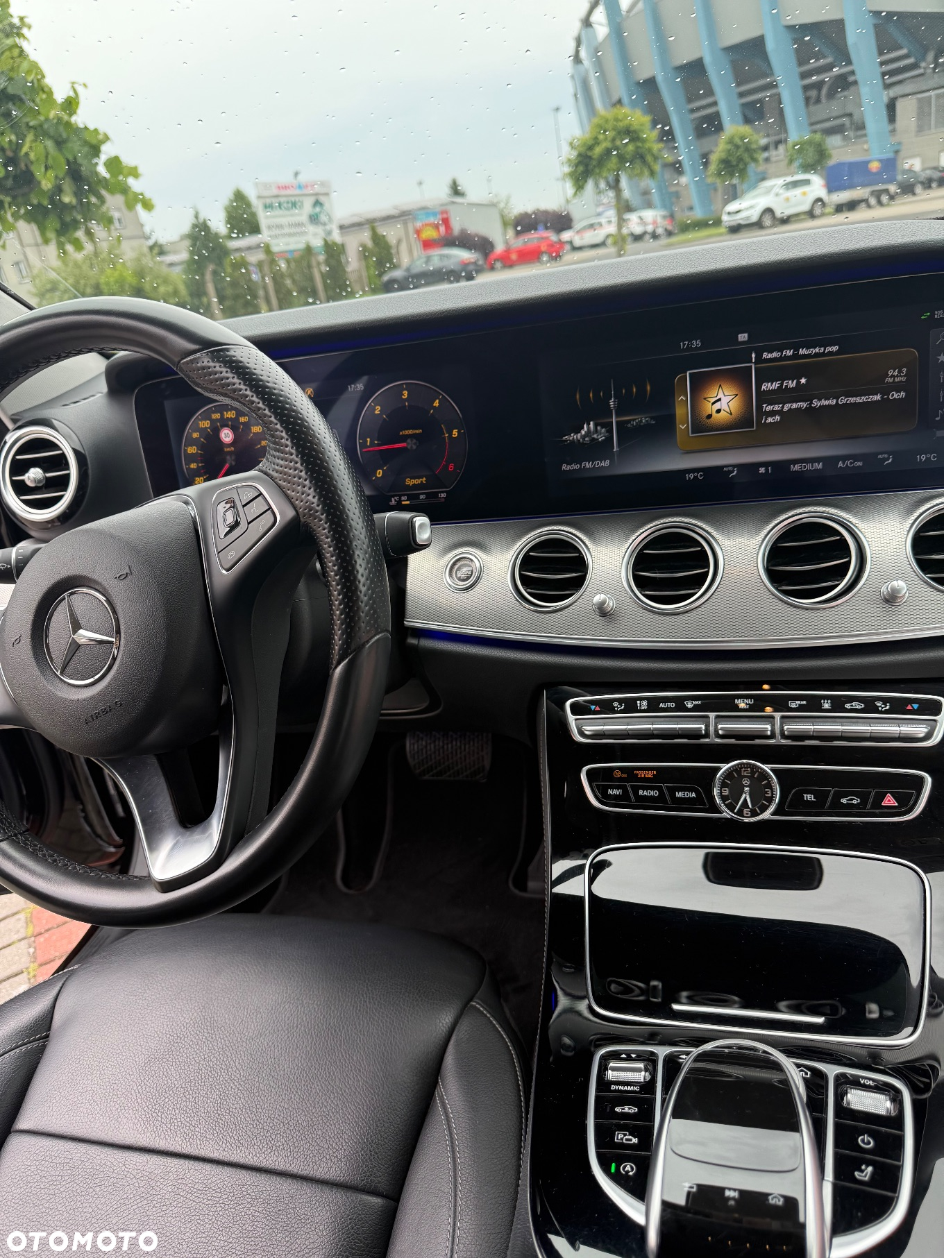 Mercedes-Benz Klasa E 220 d 9G-TRONIC - 10
