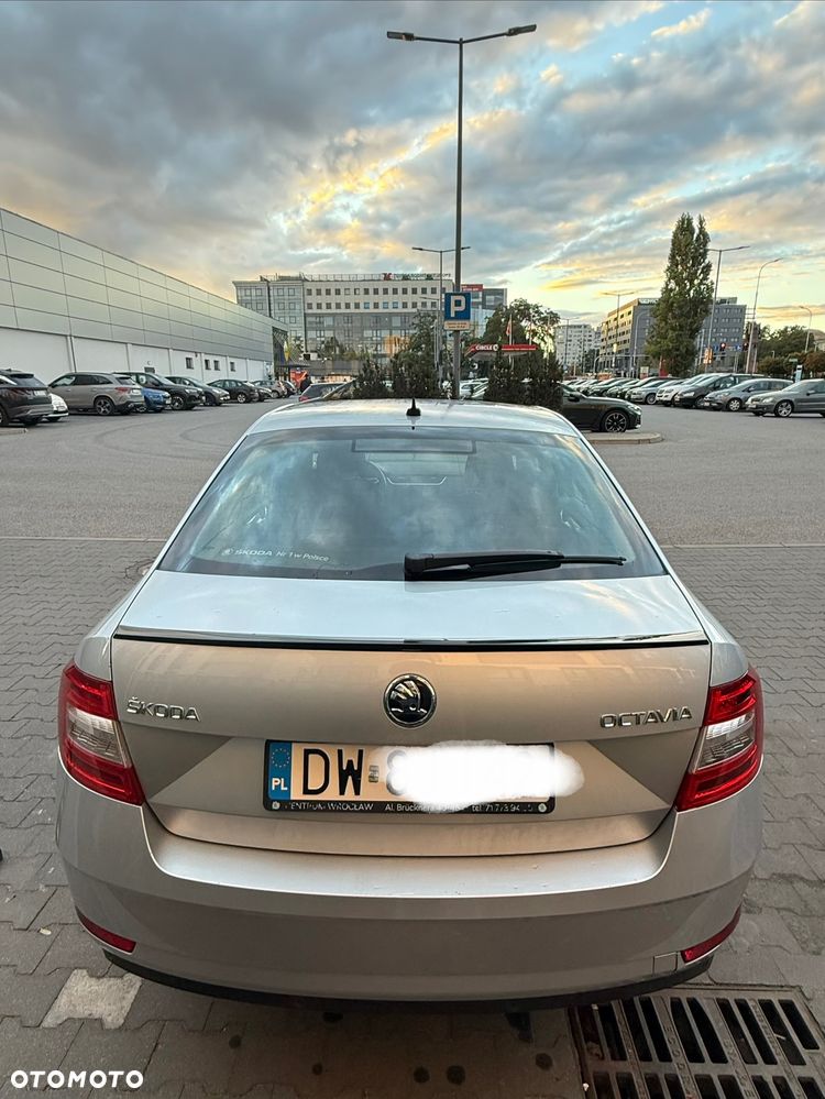 Skoda Octavia 1.5 TSI ACT Ambition - 8