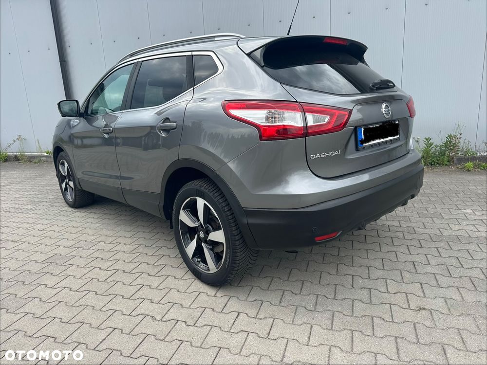 Nissan Qashqai 1.2 DIG-T N-Connecta EU6 - 9