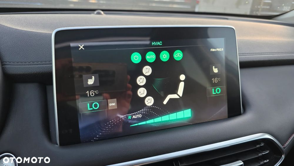 MG HS PHEV Luxury - 23