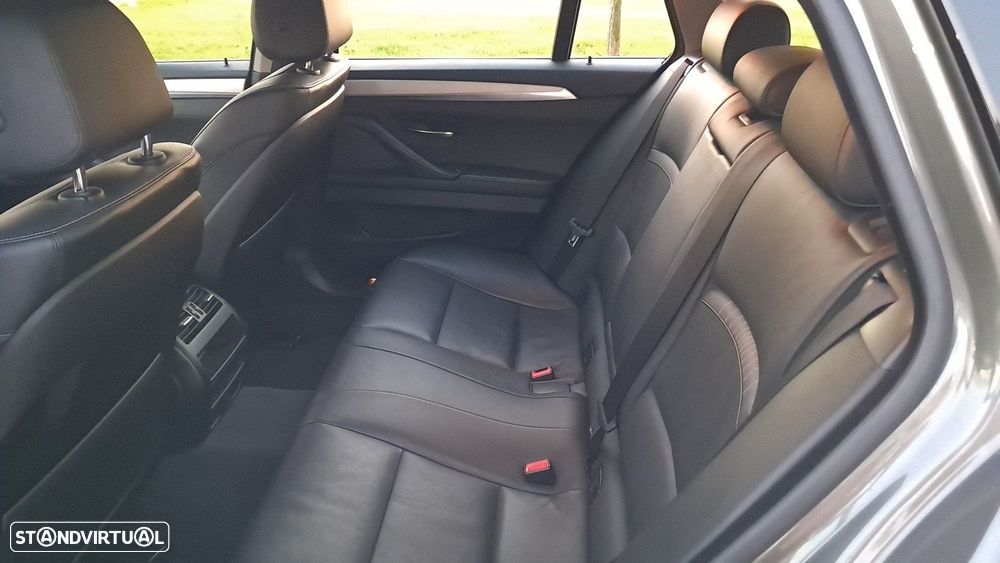BMW 525 d Line Modern Auto - 17