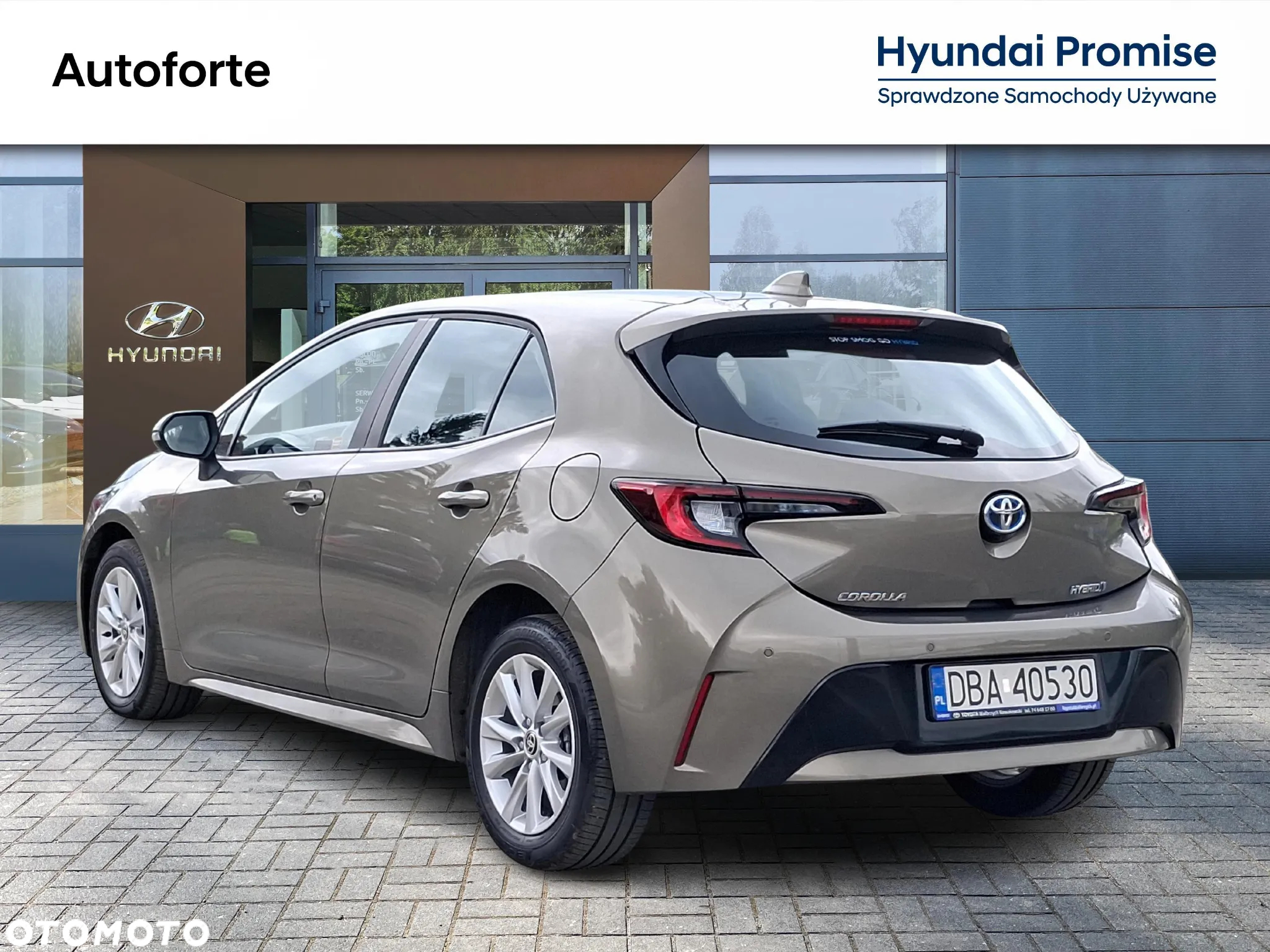 Toyota Corolla 1.8 Hybrid Comfort - 3