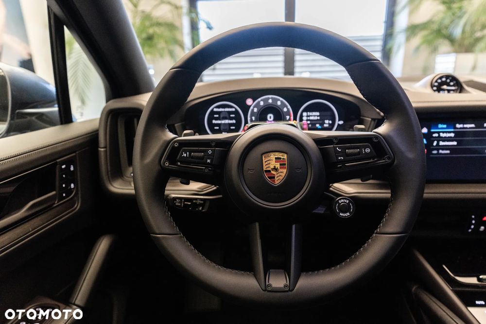 Porsche Cayenne E-Hybrid PHEV Black Edition - 16