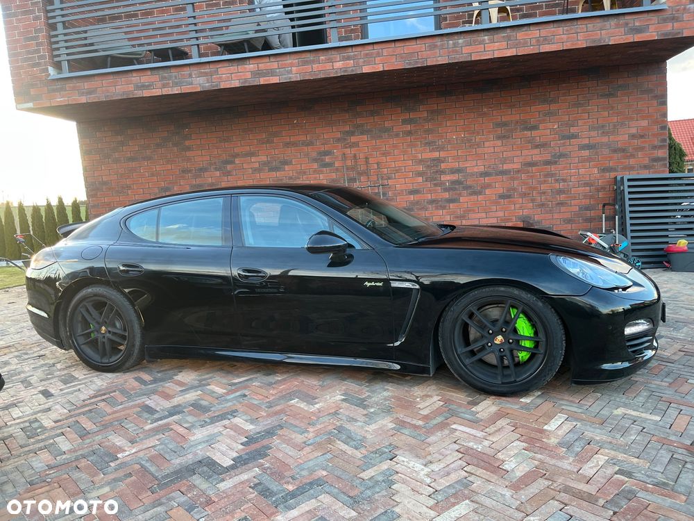 Porsche Panamera - 8