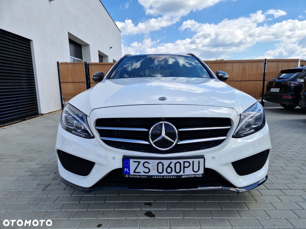 Mercedes-Benz Klasa C 400 4-Matic 9G-TRONIC - 13