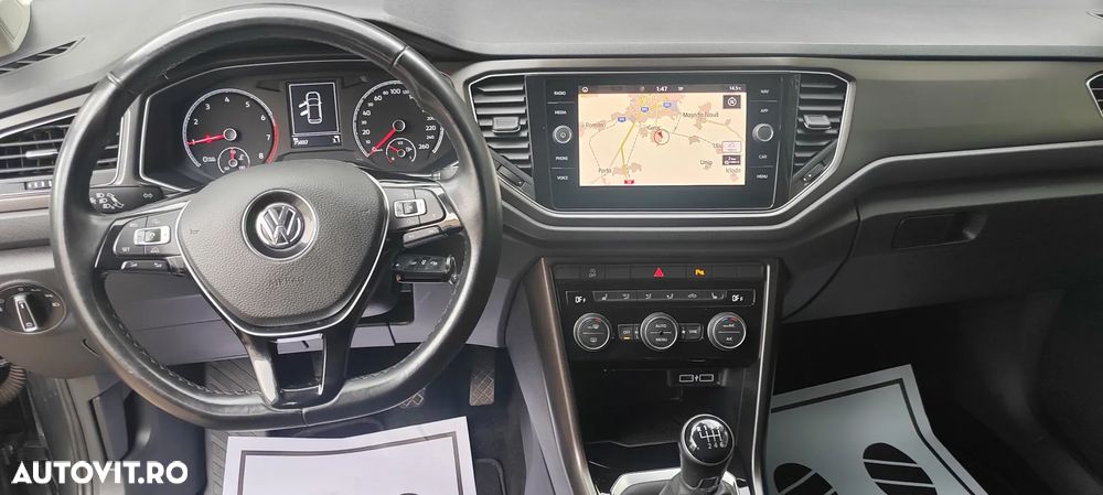 Volkswagen T-Roc 2018 photo 5