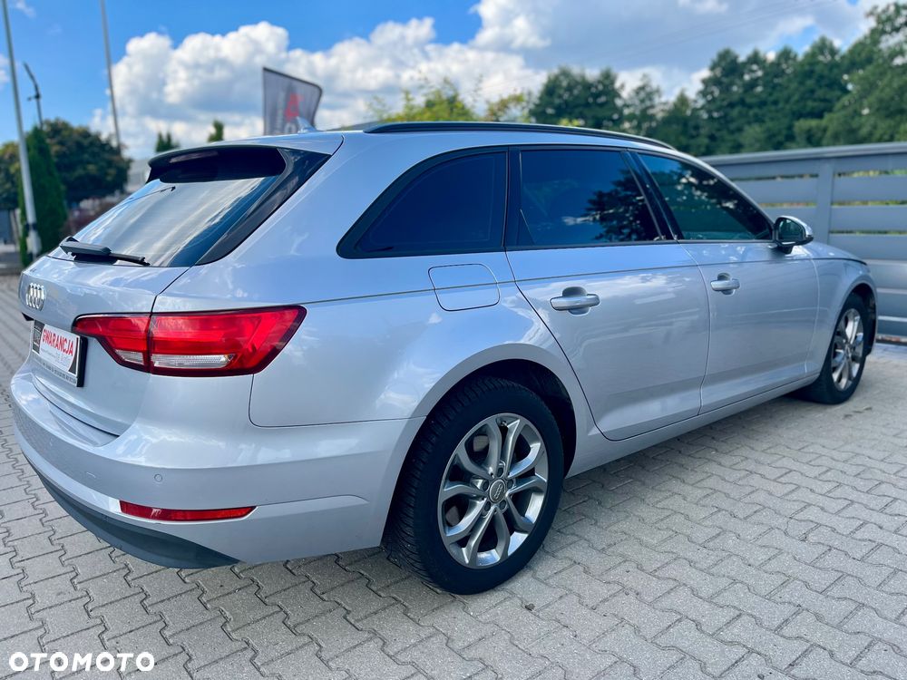 Audi A4 Avant - 10