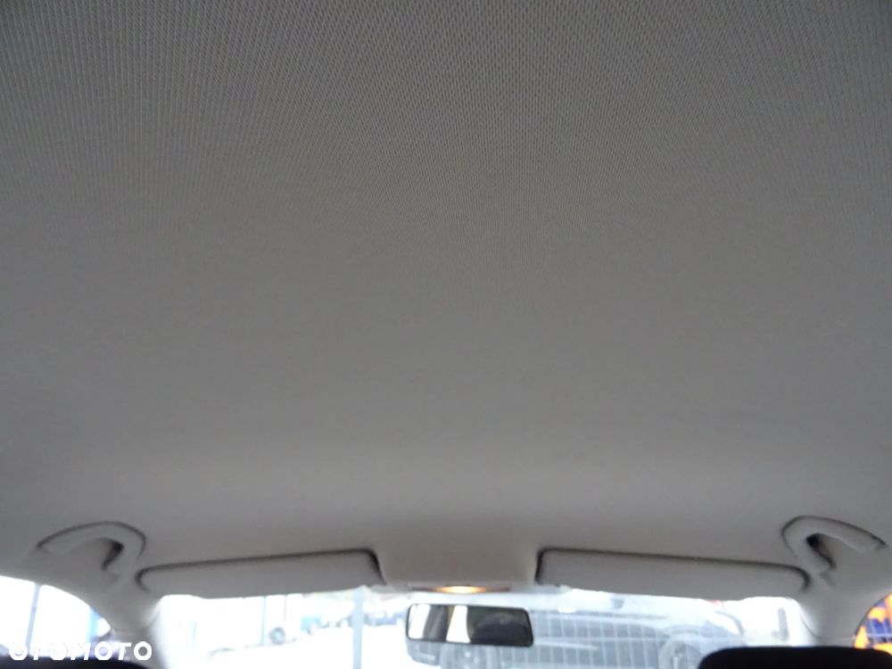 Skoda Octavia 1.6 Ambition - 29