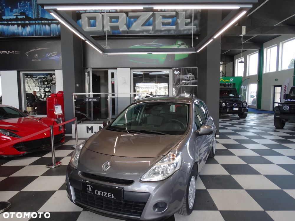 Renault Clio 1.2 16V Authentique - 1