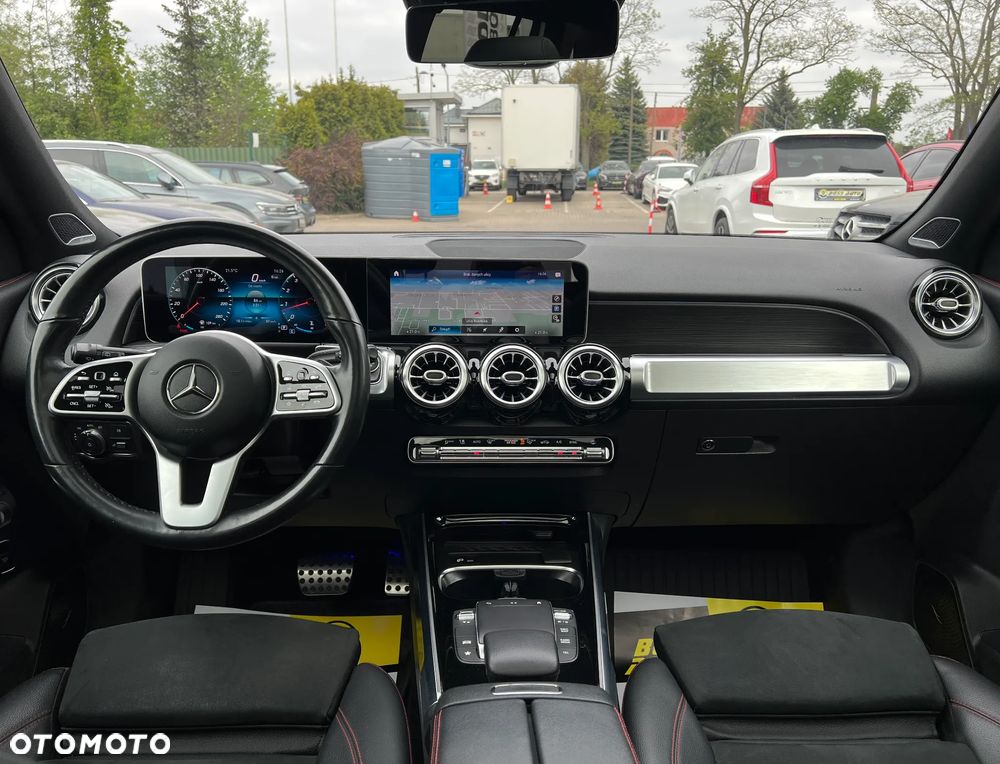 Mercedes-Benz GLB - 19