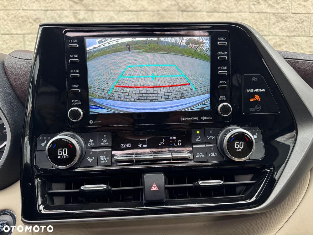 Toyota Highlander - 15