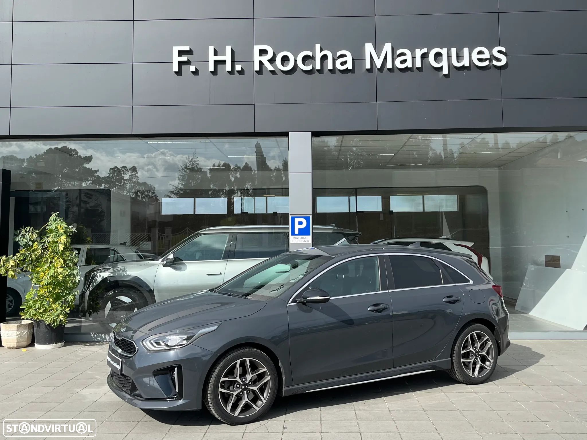 Kia Ceed 1.6 CRDi GT Line - 1