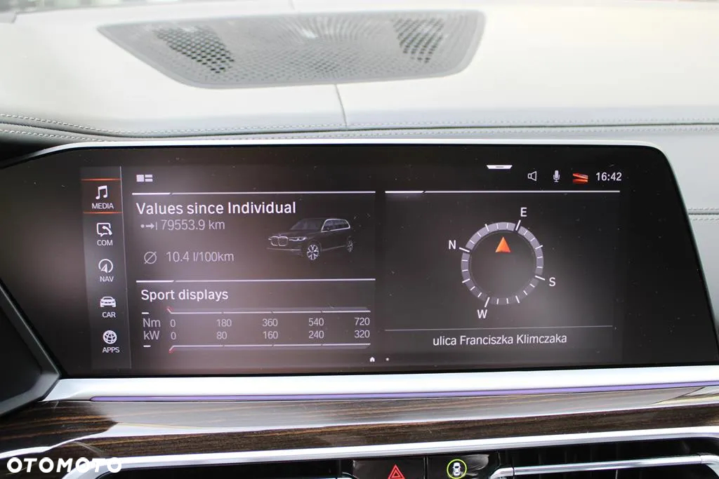 BMW X7 xDrive40d mHEV - 26