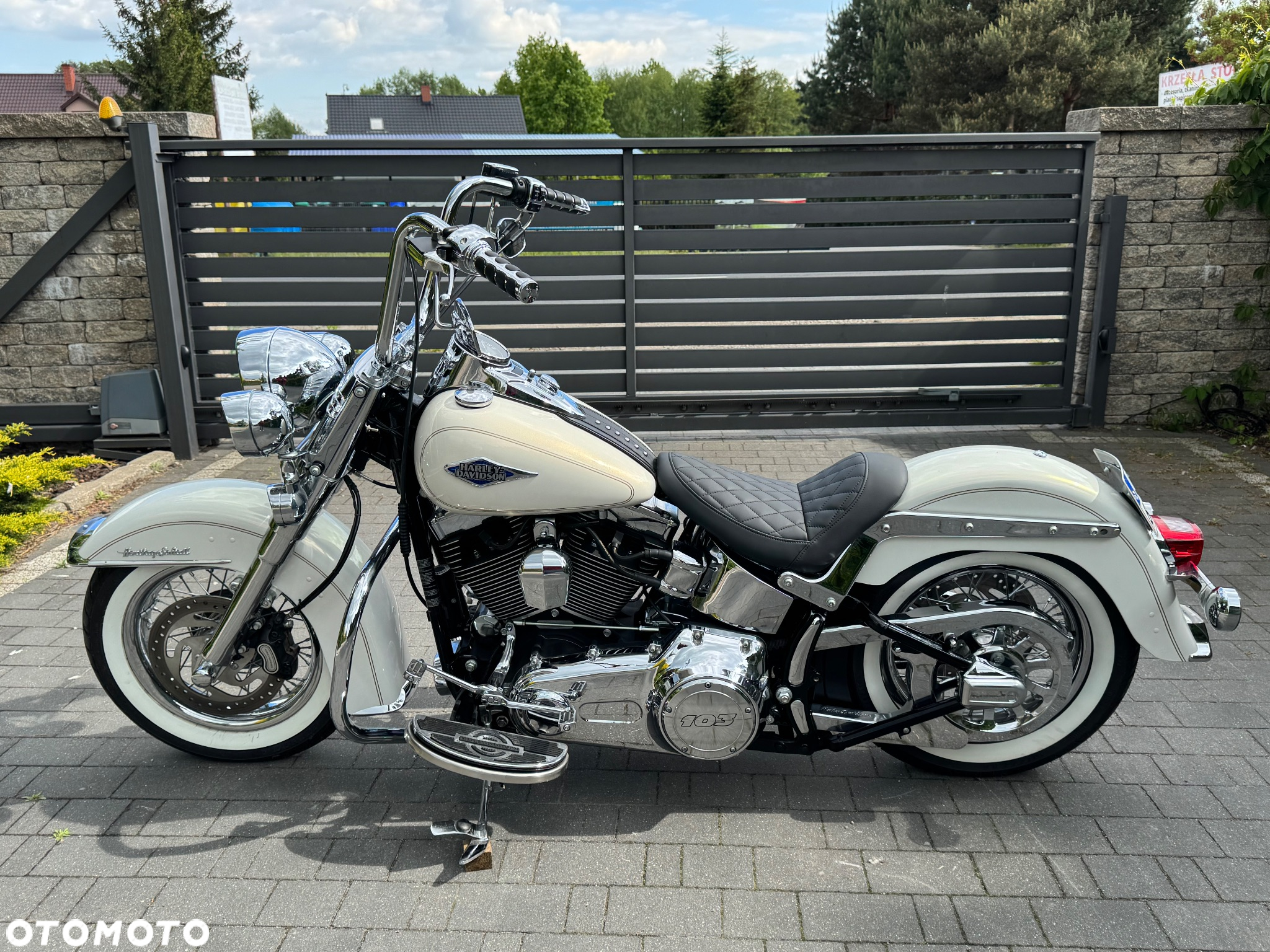 Harley-Davidson Softail Heritage Classic - 17