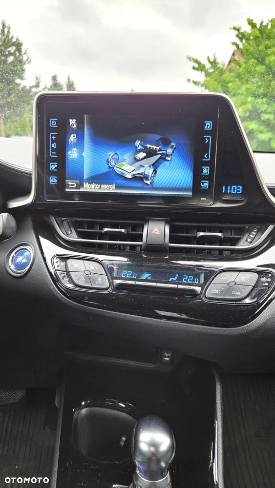 Toyota C-HR Business-Edition - 17