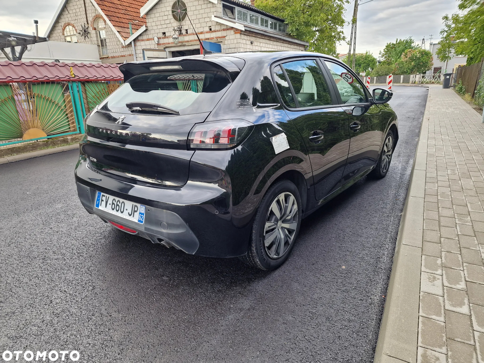 Peugeot 208 PureTech 100 EAT8 Active - 7