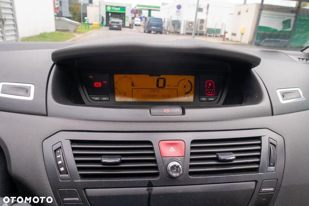 Citroën C4 Picasso - 18