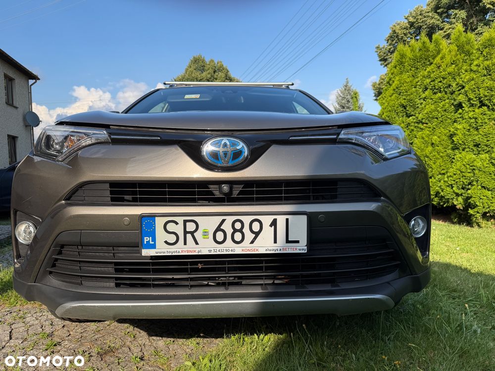 Toyota RAV4 - 8