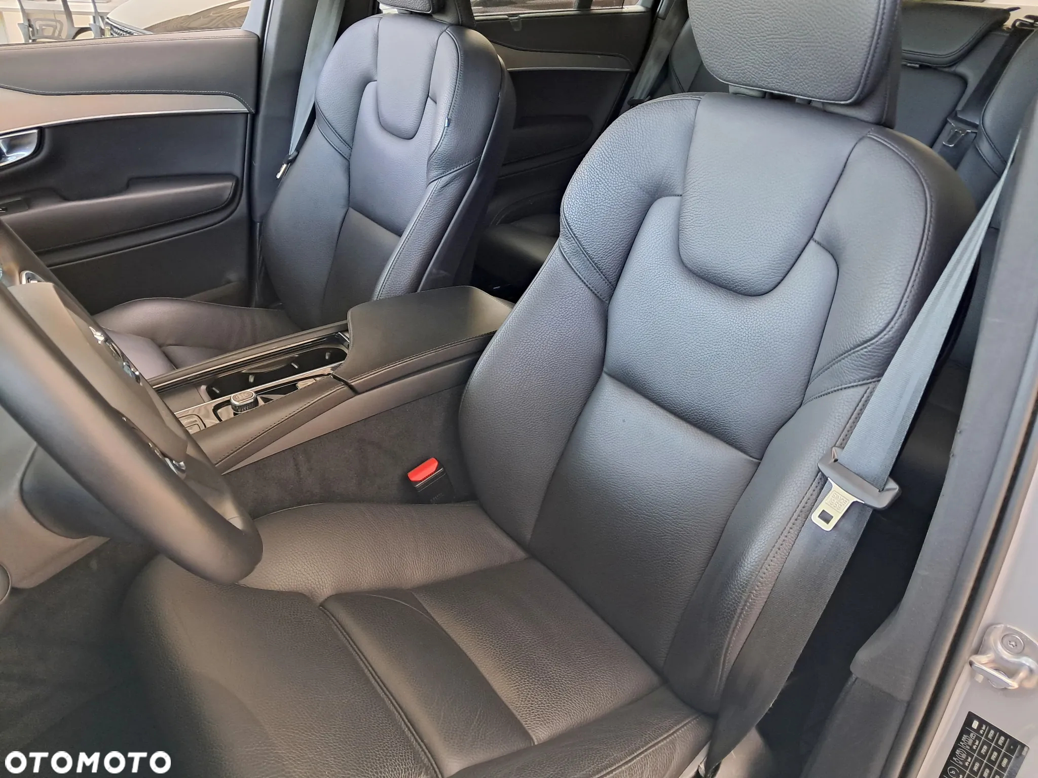 Volvo XC 90 - 10