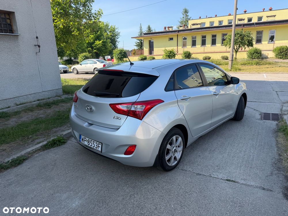 Hyundai i30 1.4 Classic - 4