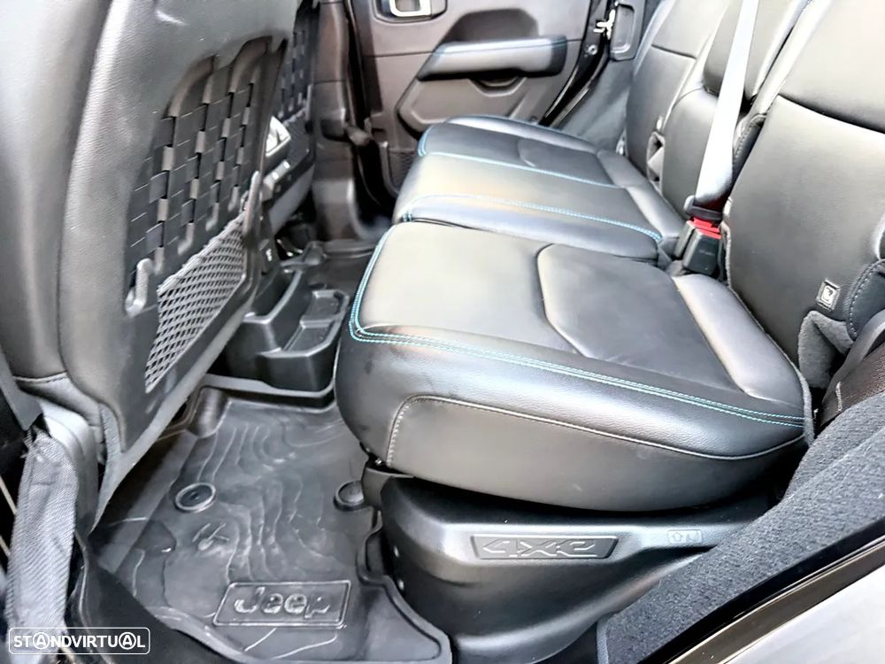 Jeep Wrangler Unlimited 2.0 TG 4xe Rubicon - 33