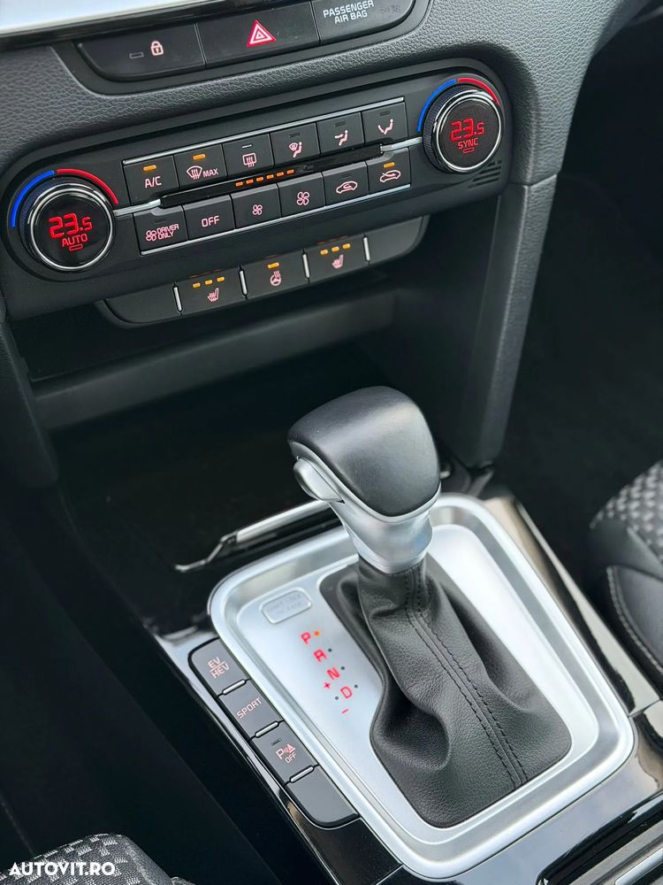 Kia XCeed 1.6 GDI DCT6 OPF SPIRIT - 18