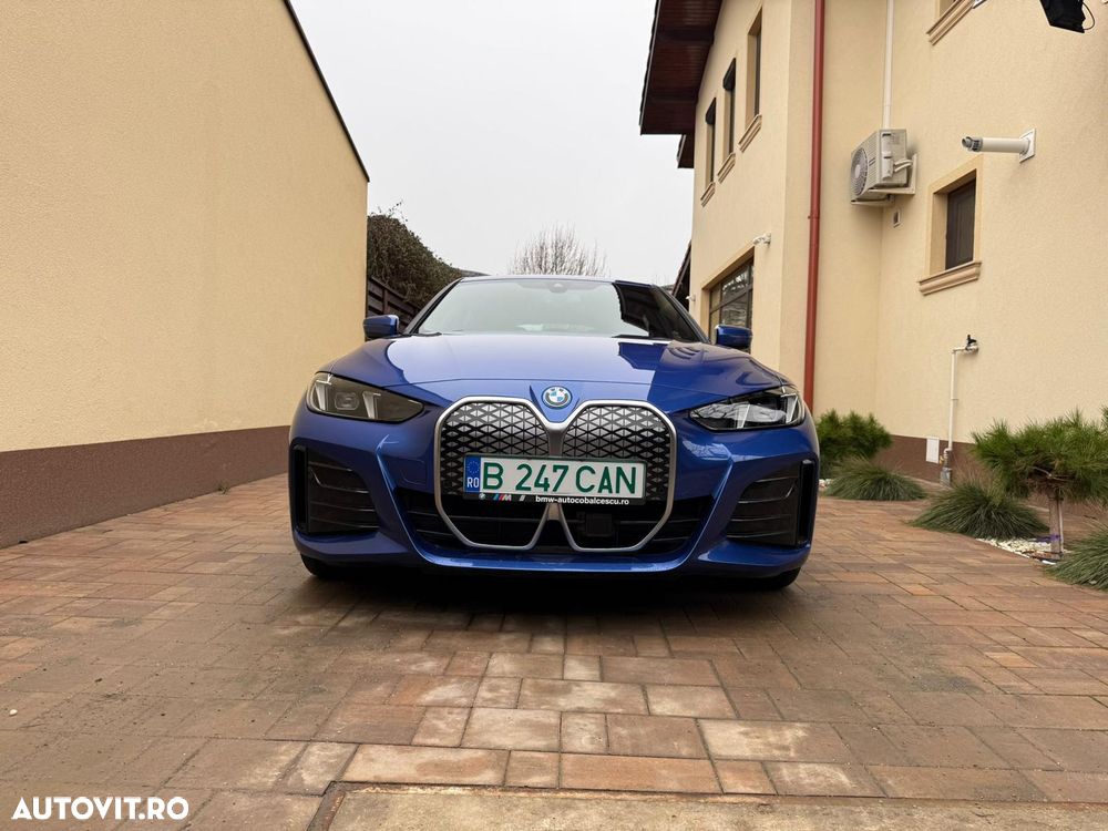BMW i4 2025 — imagine 2