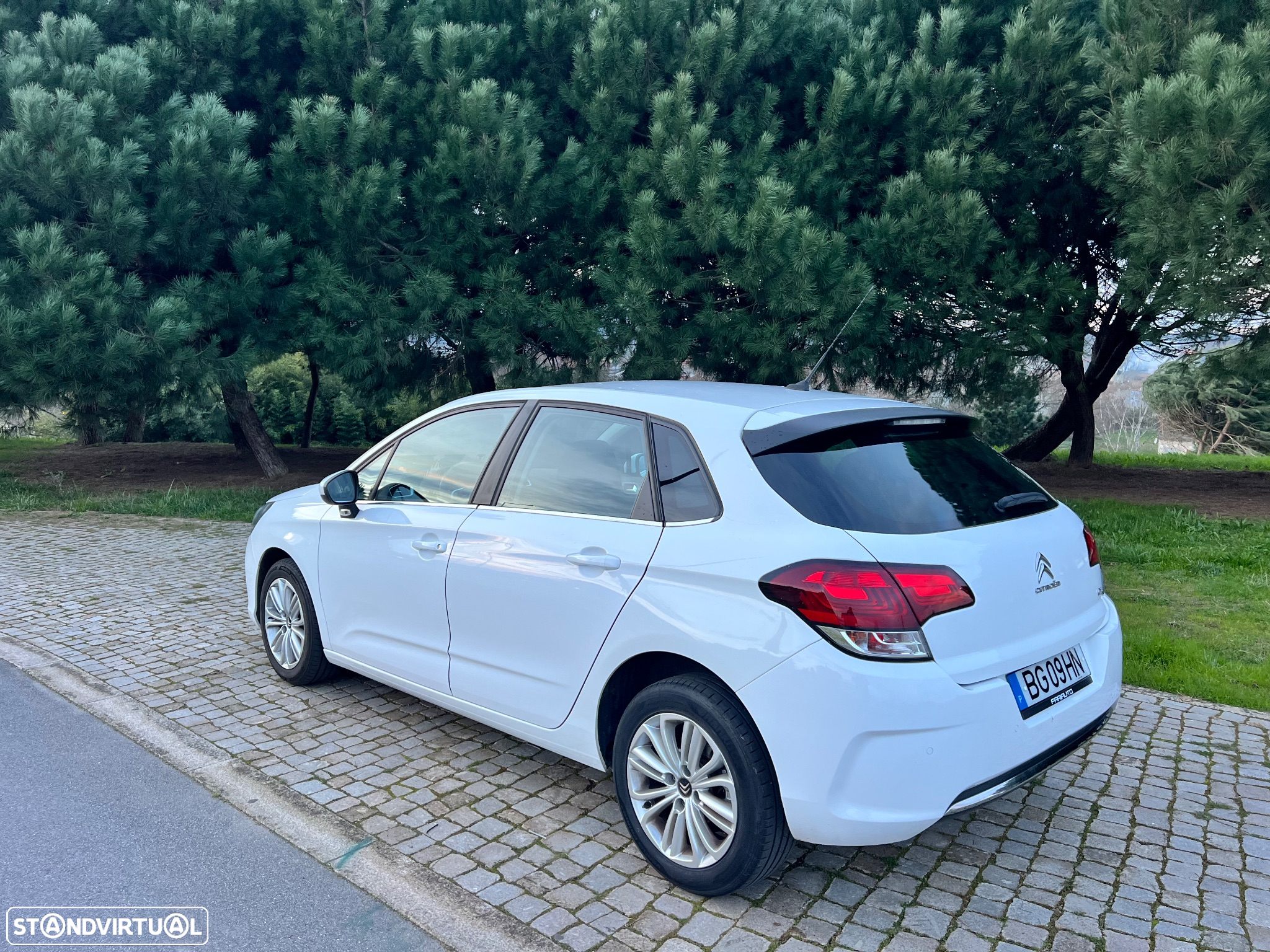 Citroën C4 BlueHDi 100 Stop&Start 86g Selection - 30