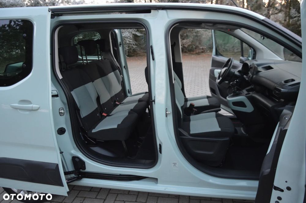 Citroën Berlingo Multispace PureTech 110 SHINE - 18