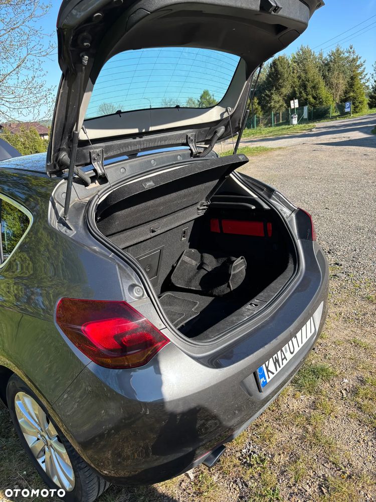 Opel Astra 1.4 T Cosmo - 6