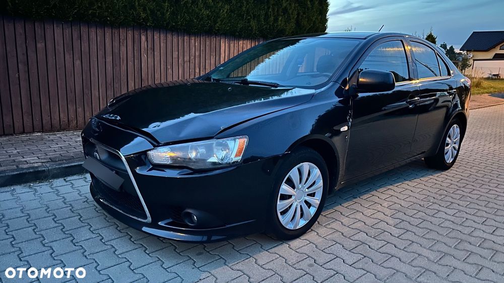 Mitsubishi Lancer