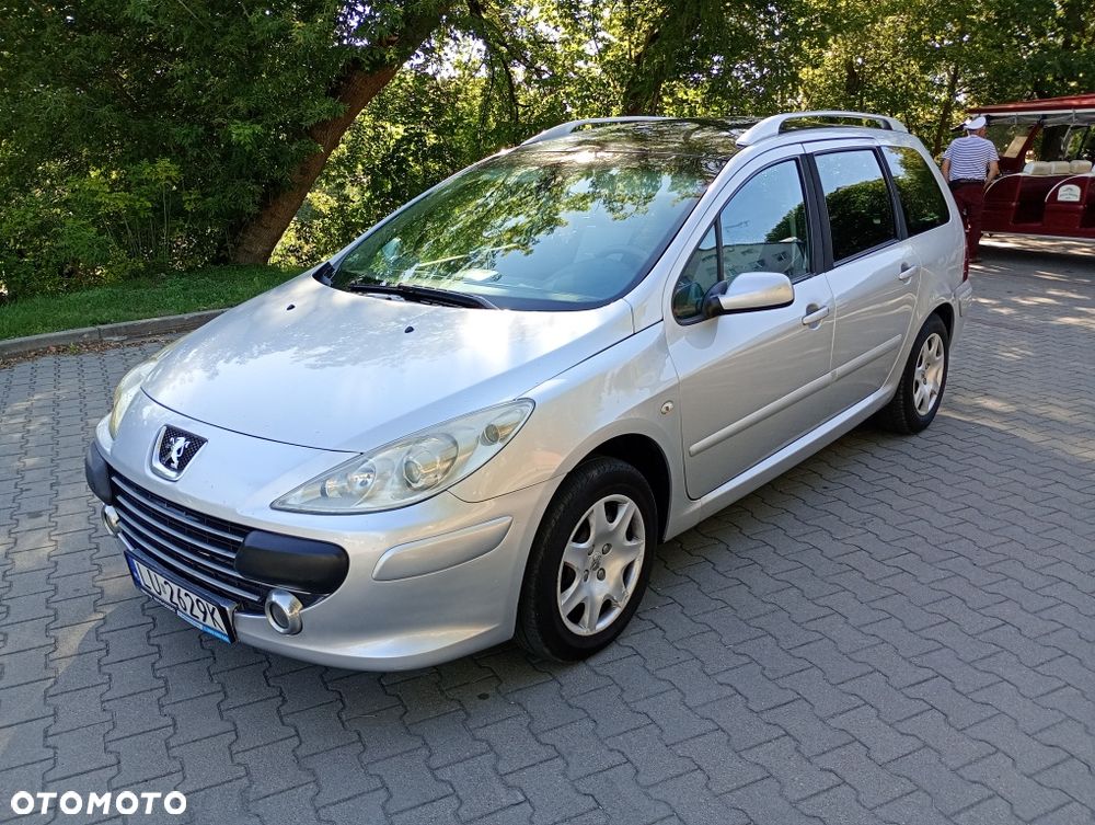 Peugeot 307 - 1