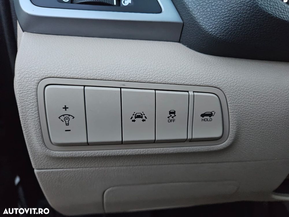 Hyundai Tucson 2.0 CRDI 4WD Automatik Premium - 10